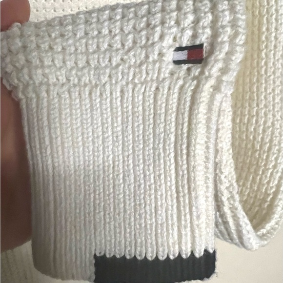 Brand new with tag Mens Tommy Hilfiger sweater - Picture 3 of 5